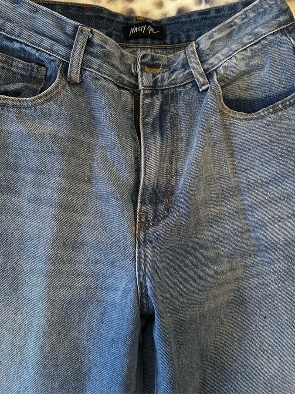 Nasty Gal Light Blue High-Rise Wide-Leg Jeans. Size 7/8 - Picture 3 of 10